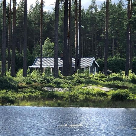 Modern Lakeside Cottage & Boat Near Isaberg Kavsjo Luaran gambar
